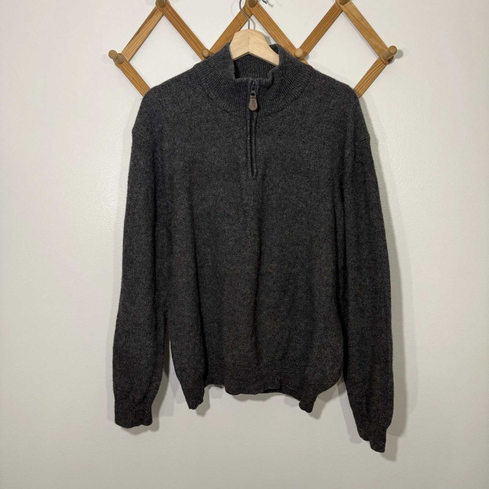Jos A Bank Wool Sweater Large