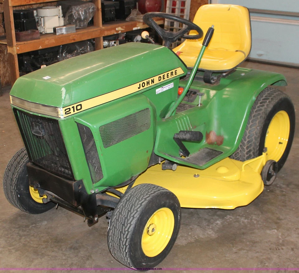 MANUEL D'ENTRETIEN DES TRACTEURS JOHN DEERE 200 210 212 PDF DVD ANGLAIS - Photo 1/1