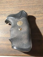 pachmyar  Revolver Pistol grip  Black Rubber 