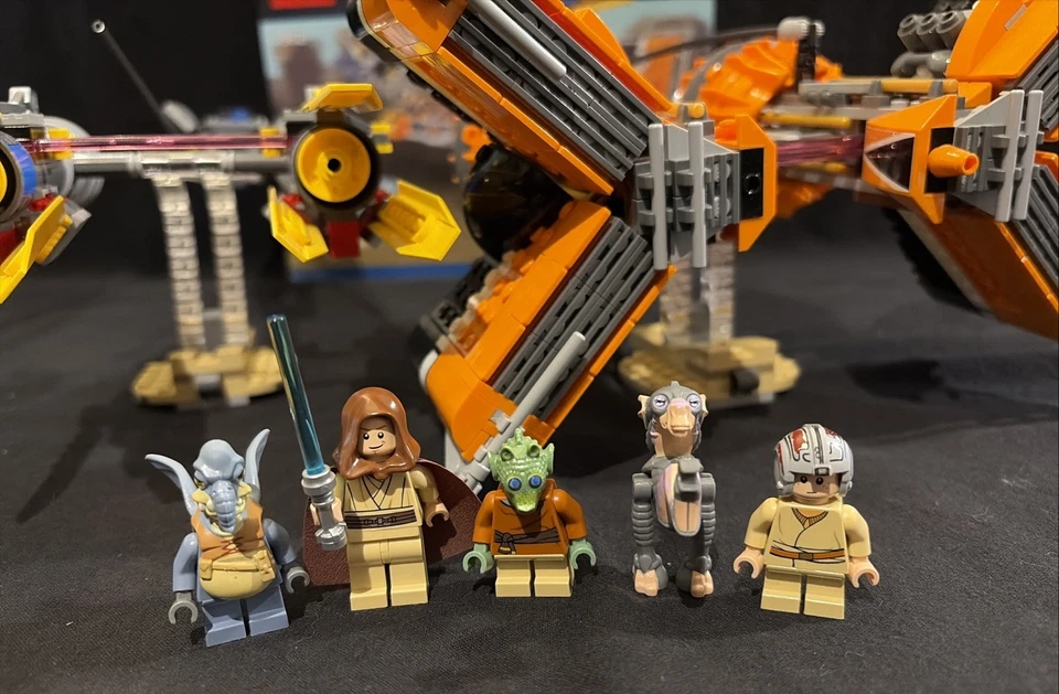 LEGO 7962 Anakin Skywalker and Sebulba's Podracers  Episode 1 Rare Retired - Image 3 of 4