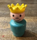 Fisher Price Little People Castle Boy 993 Wood Base Plastic Head Crown Vintage