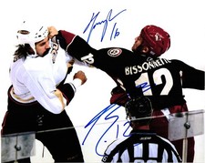 Paul Bissonnette vs George Parros signed autographed 8x10 photo Coyotes Ducks