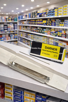 20 STÜCK EDELSTAHL NÄHNADELN 8,0 cm LANG QUALITÄT FÜR MEHRFACH EINSATZ IN TEXTILIEN