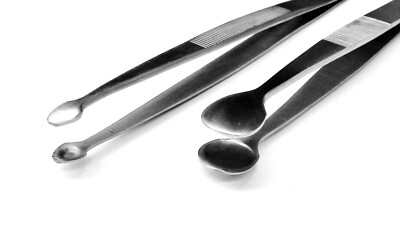 Set of 2 Tweezers Bead & Pearl Holding Tips Hollow Round Shape - Jewelry Crafts