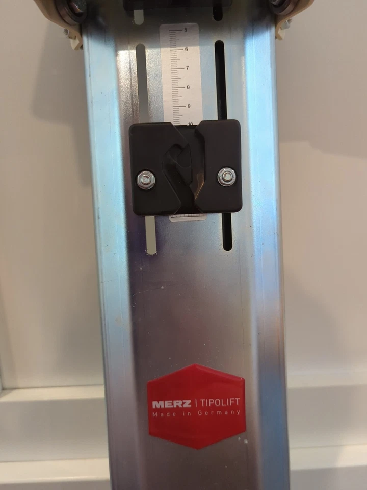 MERZ Tipolift Sewing Machine Air Lift System - Made in Germany 400N 30 lb  - Image 2 of 4