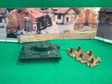 VINTAGE MARX BATTLEGROUND 41 U.S. ARMY TANK DARK GREEN WITH DRAGON TEETH BLOCK