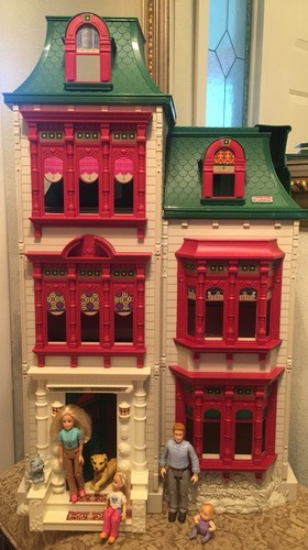 fisher price christmas doll house