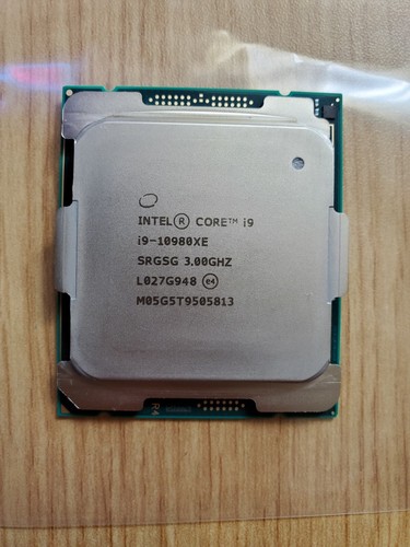 Intel Core i9-10980XE 18-core 3.0GHZ LGA2066 Extreme Edition Processor