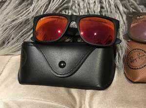 ray ban justin case