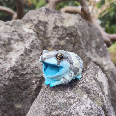 Animal Heavenly Body Milk Frog Statue Trachycephalus resinifictrix