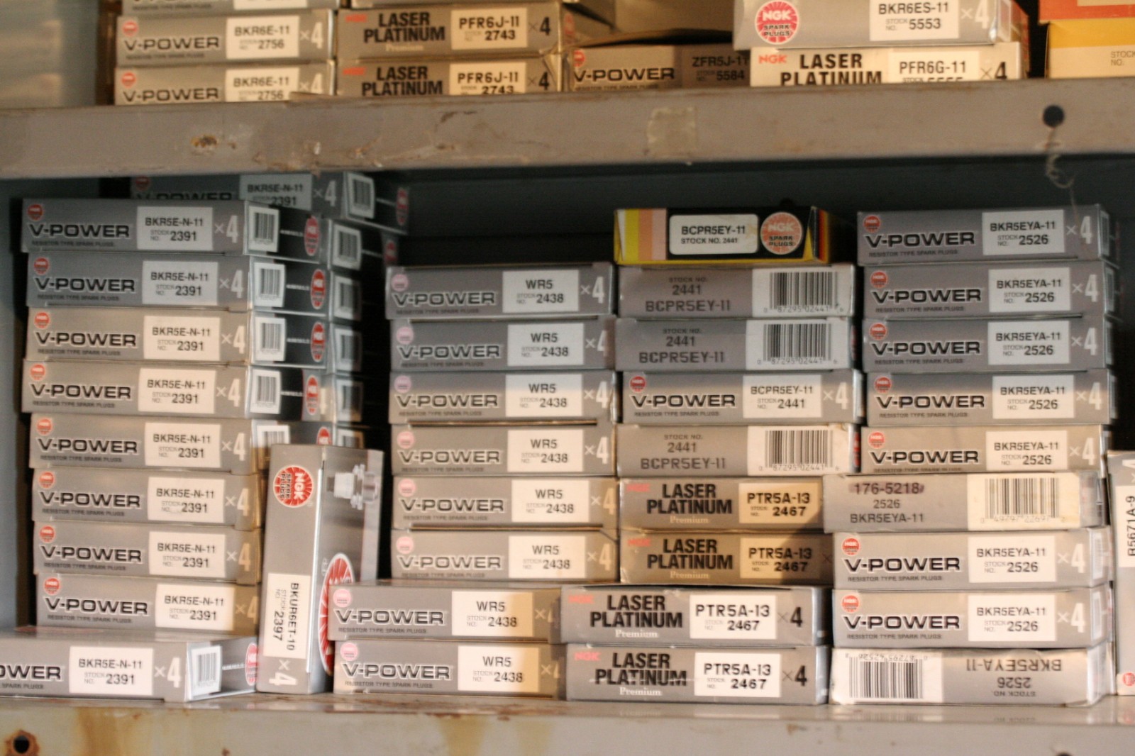 NGK BKR5EYA-11 Spark Plug, NGK 2526 box of 4