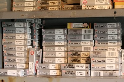 NGK BKR5EYA-11 Spark Plug, NGK 2526 (box of 4)