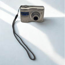 Olympus FE-210 7.1MP Compact Digital Camera Silver Point Shoot Digicam