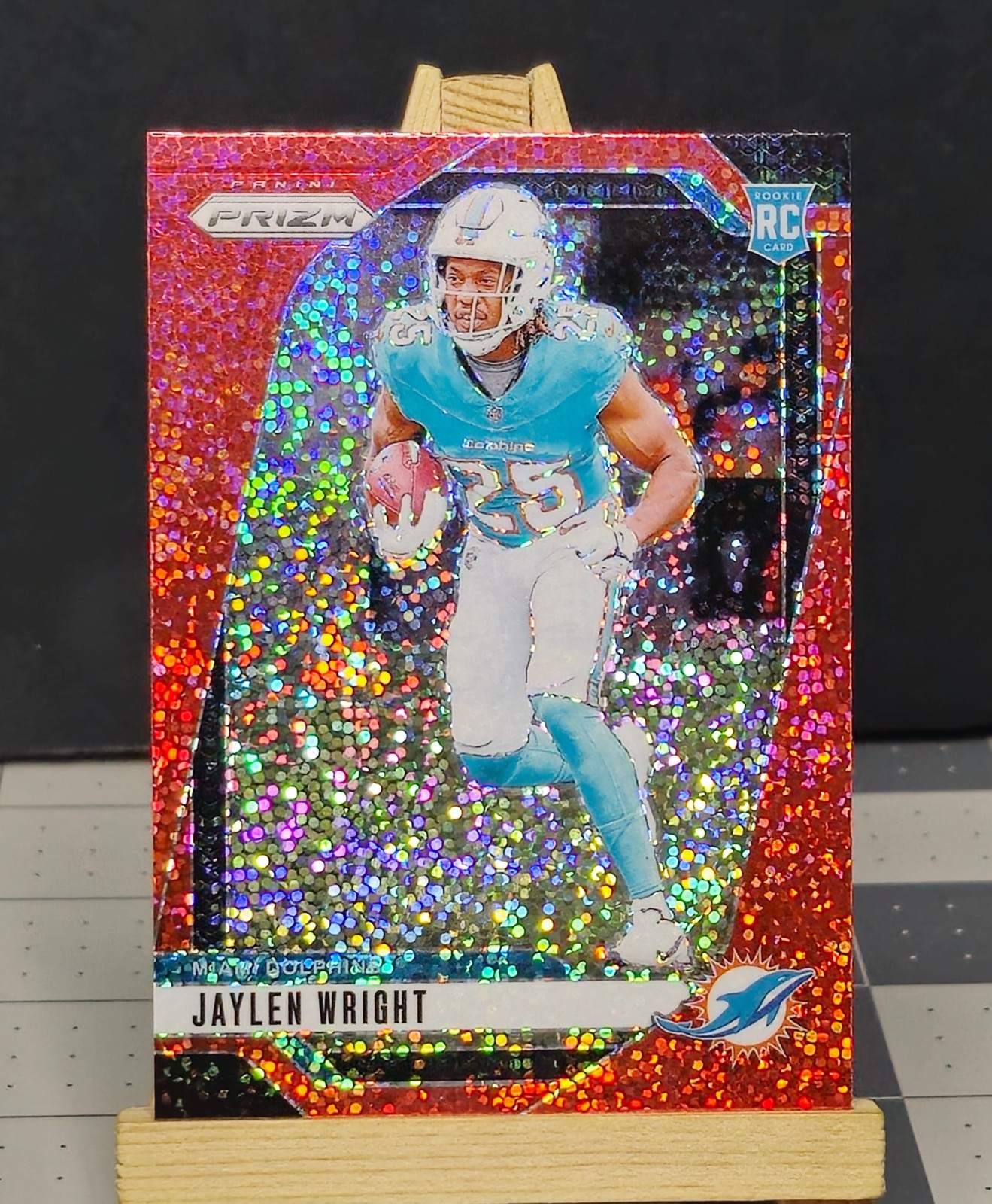 2024 Prizm #348 Jaylen Wright RC RED SPARKLE PRIZM Dolphins Rookie Football Card