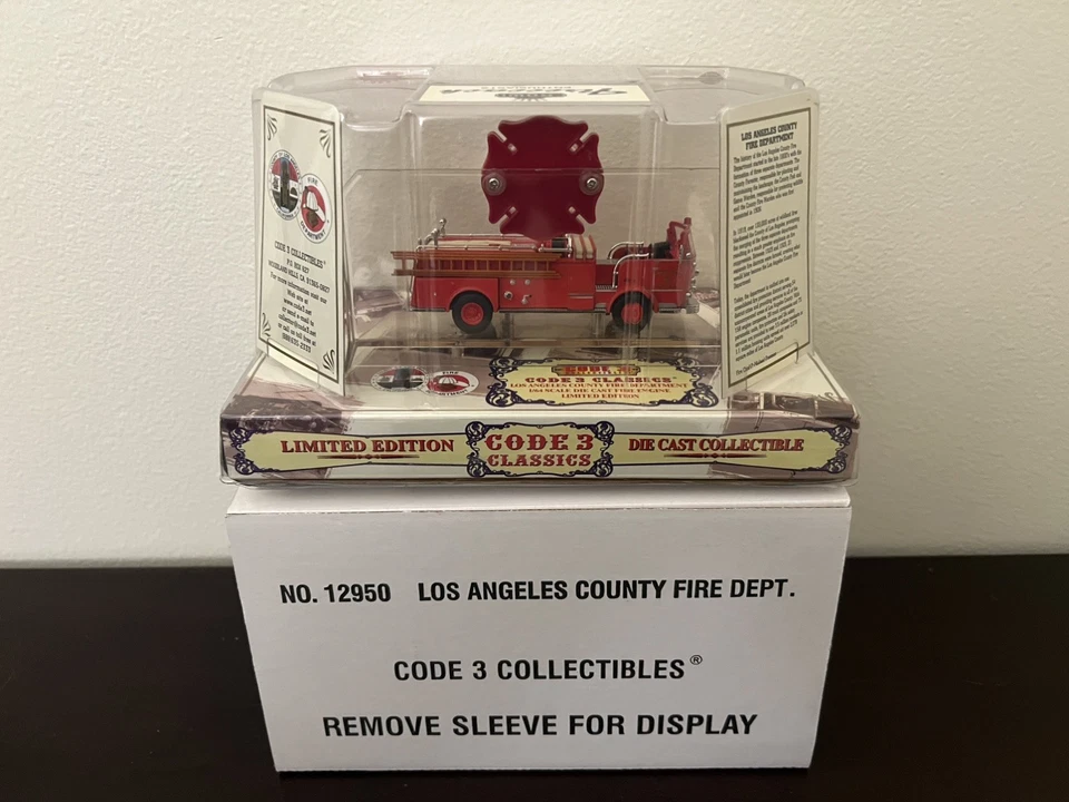 Code 3 Collectibles 12950 Los Angeles County Fire Crown Pumper MIB W/Sleeve - Image 2 of 4