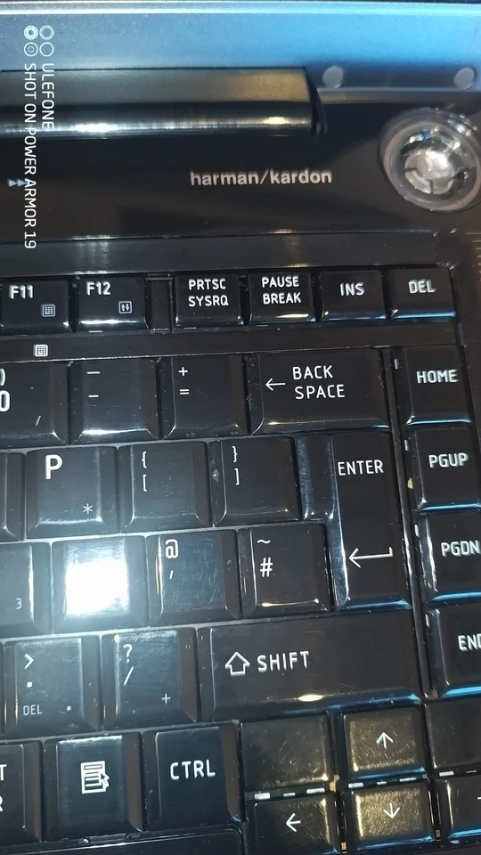 Toshiba Satellite A300-1BZ Vintage Laptop – Spares/Repair, Powers On, No HDD/RAM - Image 3 of 4