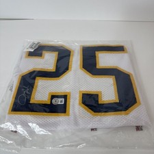 Juwan Howard Autographed Michigan Wolverines White Basketball Jersey BAS