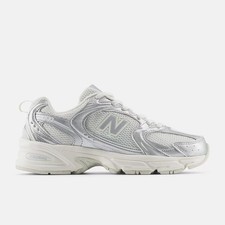 New Balance 530 Unisex Trainers in SILVER METALLIC Shoes