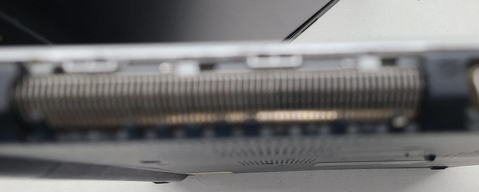 Acer Aspire V 15 V3-572G-73Q8 15.6" Laptop Intel i7-5500U 16GB Ram NO HD/OS (FL) - Image 4 of 4