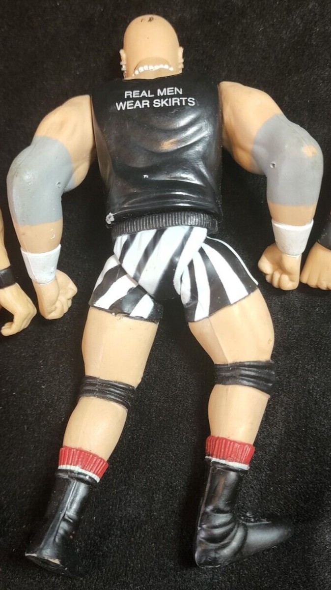 ◙ 4 - WWE JAKKS WRESTLING FIGURES LOT IN USED BUT NICE