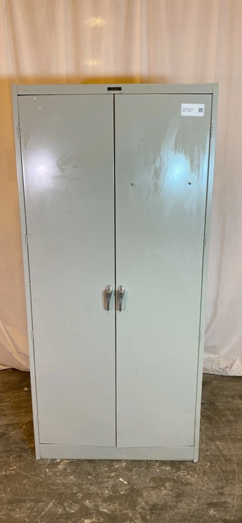 Tennsco metal deals cabinet