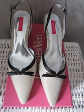 JACQUES VERT 5(38) B.N.IB. BEIGE-BLACK TRIM FABRIC 2.5" HEEL SHOES