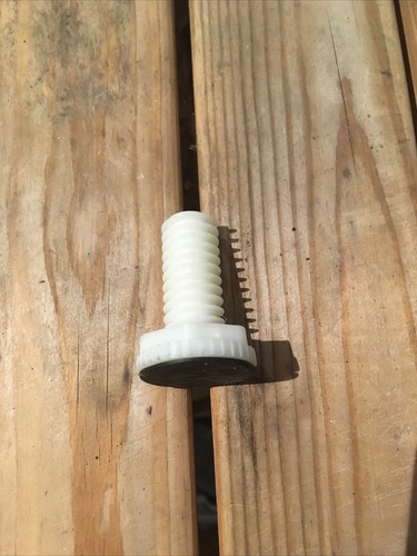 Logik LCD8W18 Kondensatortrockner Teil - verstellbarer Fuß/Bein x1