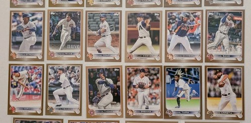 2022 Topps Gold Parallel (32) & Gold Foil (8). 40 Karten Lot mit Rookies & Veteranen - Bild 3 von 5