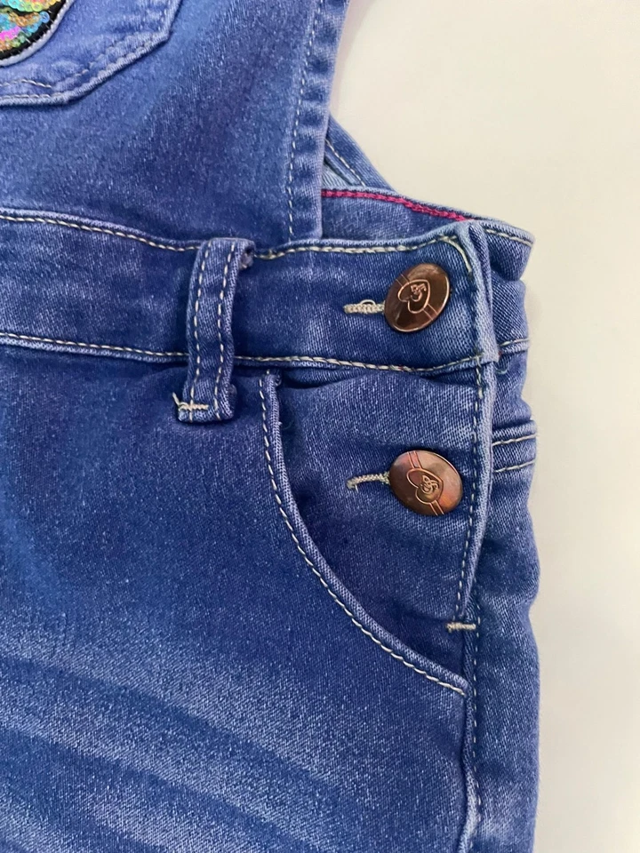 Enterizo De Mezclilla Para Niña Joven. Color Azul - Imagem 4 de 4