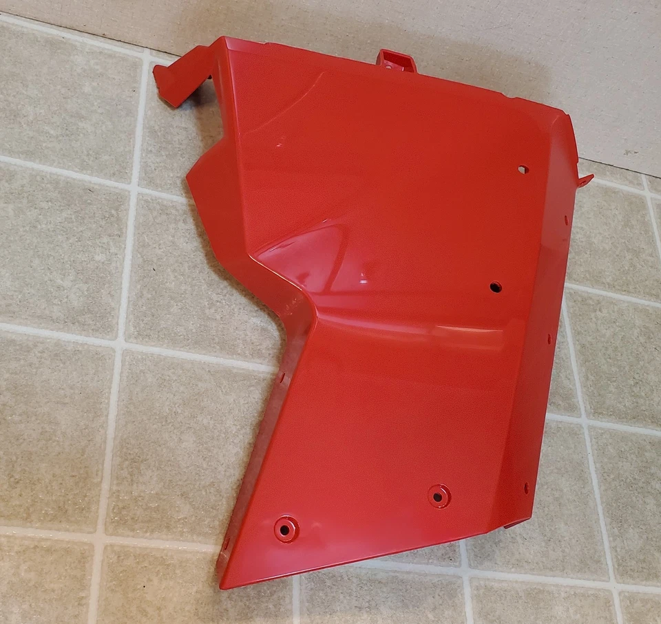 CUBIERTA DELANTERA DERECHA CAN AM 705004997 COMMANDER 1000 800R 2013-14 PANEL GUARDABARROS Foto 2 de 4