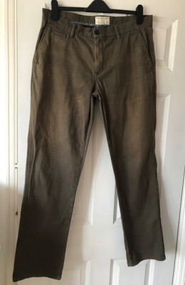 Racing Green Men Jeans Size 36  Waist Straight Wide Leg, Zip Closure & Pockets