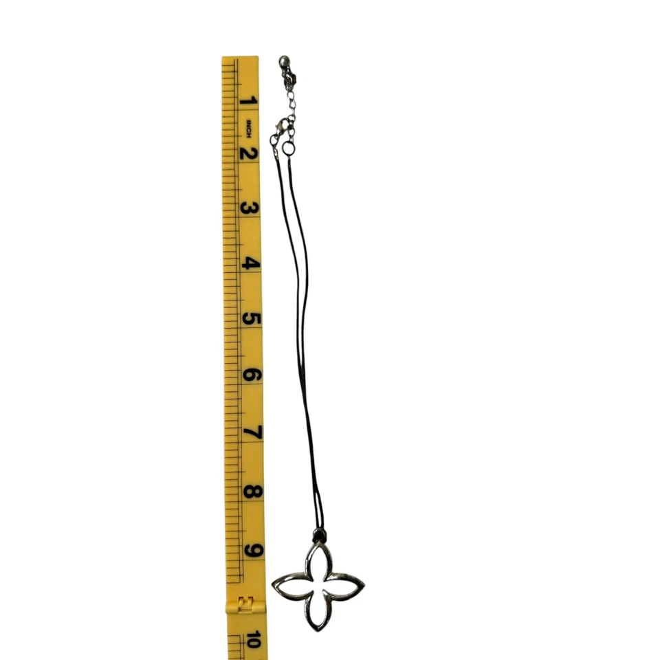 Silver Tone Clover Flower Pendant Necklace Leather Cord Choker Y2K Grunge Goth - Image 4 of 4