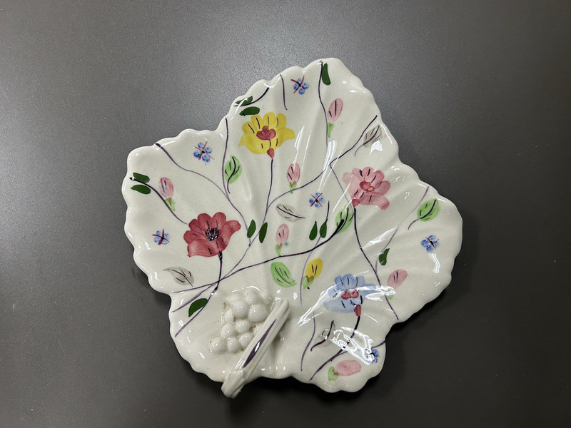 10" Hand Painted Blue Ridge China Southern Potteries Handled Leaf Tray - poppies