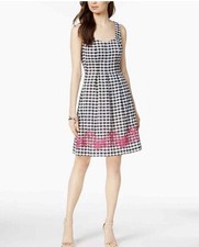 Nine West Women's Checkered Knee Length Dress With Floral Detail. Size 12