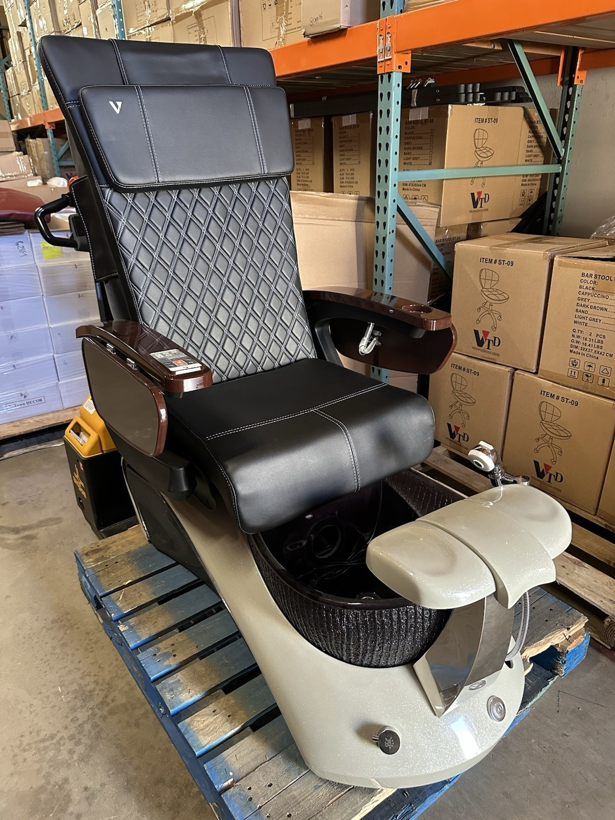 Display Pedicure Spa Chair Nail Salon Full Function Massage HT Black And Grey