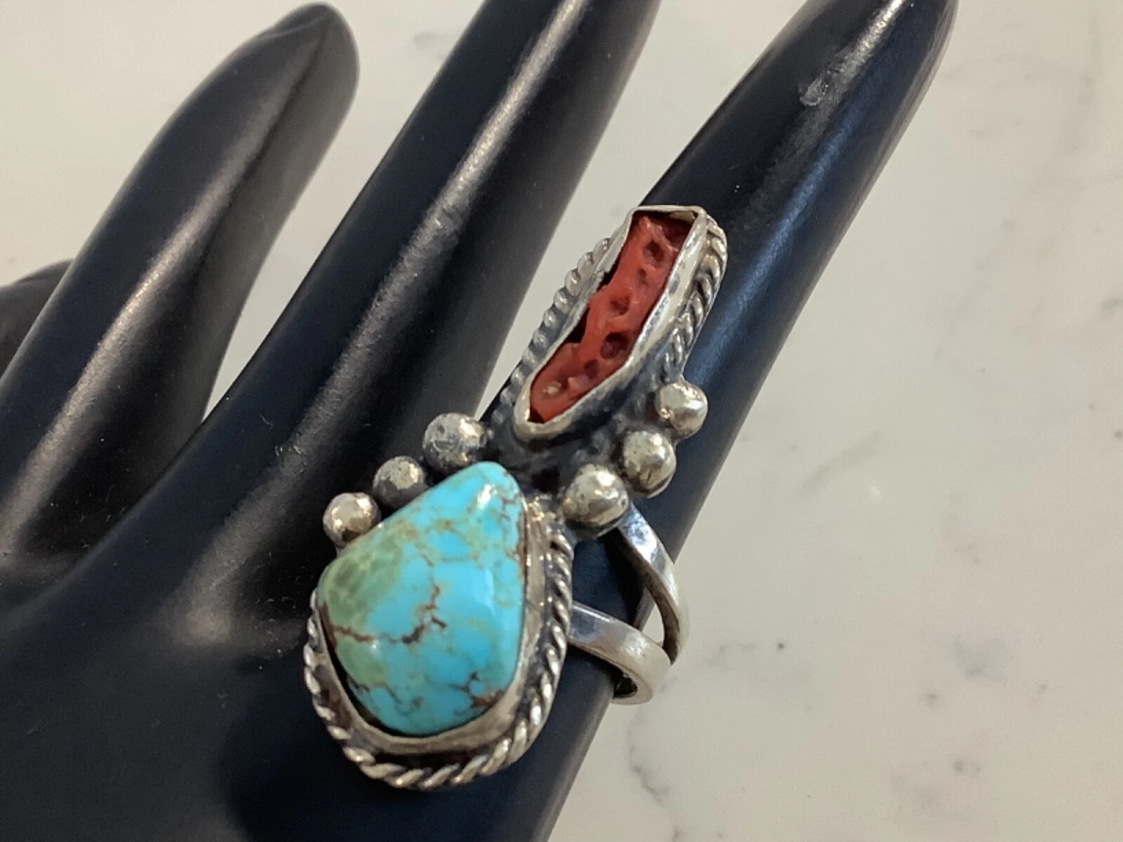 RARE VINTAGE NAVAJO NATIVA AMERICAN INDIAN TURQUOISE CORAL STERLING RING NR