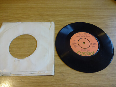 7'' Schallplatte:  1975 Broken Glass Keep your Love /Ain't no Magic     5