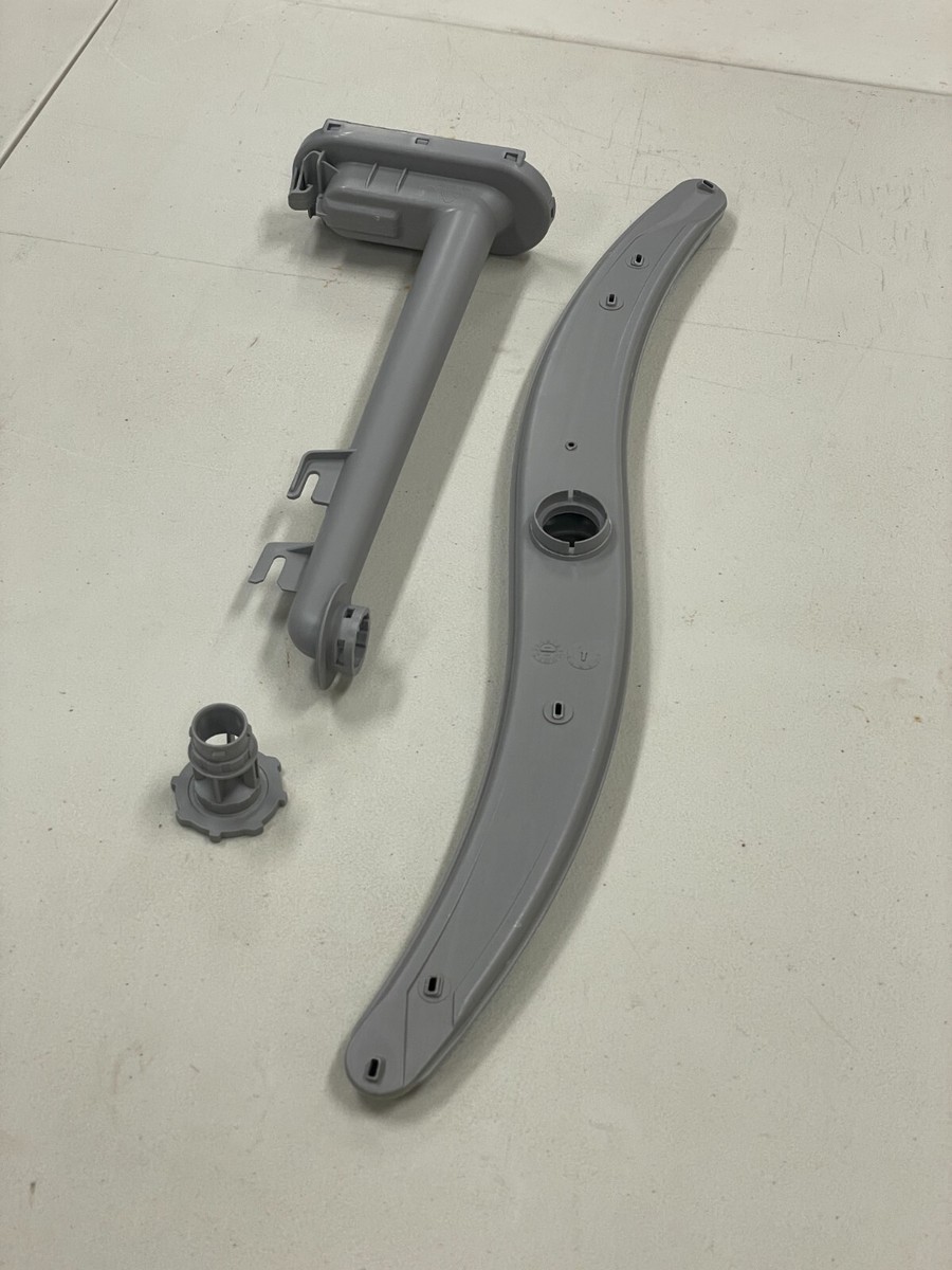 Genuine OEM Bosch Dishwasher Dishwasher Spray Arm 00668385
