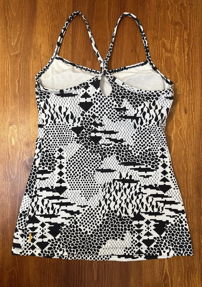 Tanque de ioga Lucy Brand Racerback preto branco padrão geográfico buraco na fechadura traseiro feminino’ - Imagem 2 de 4