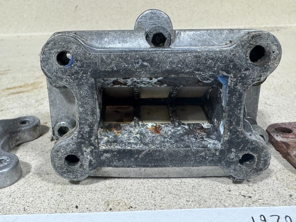 Válvula de caña Husqvarna 250/360/400 GEM vintage años 70 - usada Foto 2 de 4