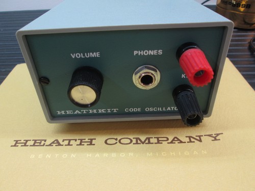Oscillateur à code Heathkit HD-1416