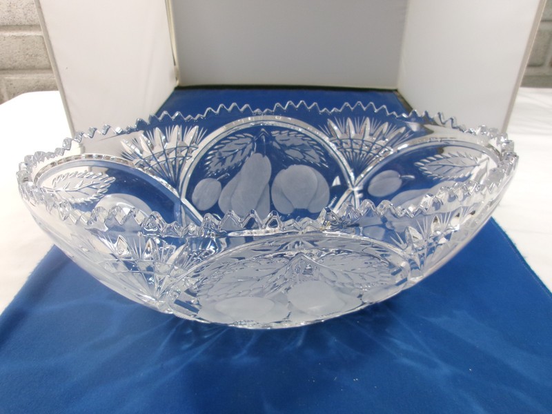 Vintage  Large Hand Cut Crystal Frosted Glass Fruit Bowl