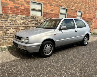 VW Golf 3 1.8 Automatik Oldtimer silber