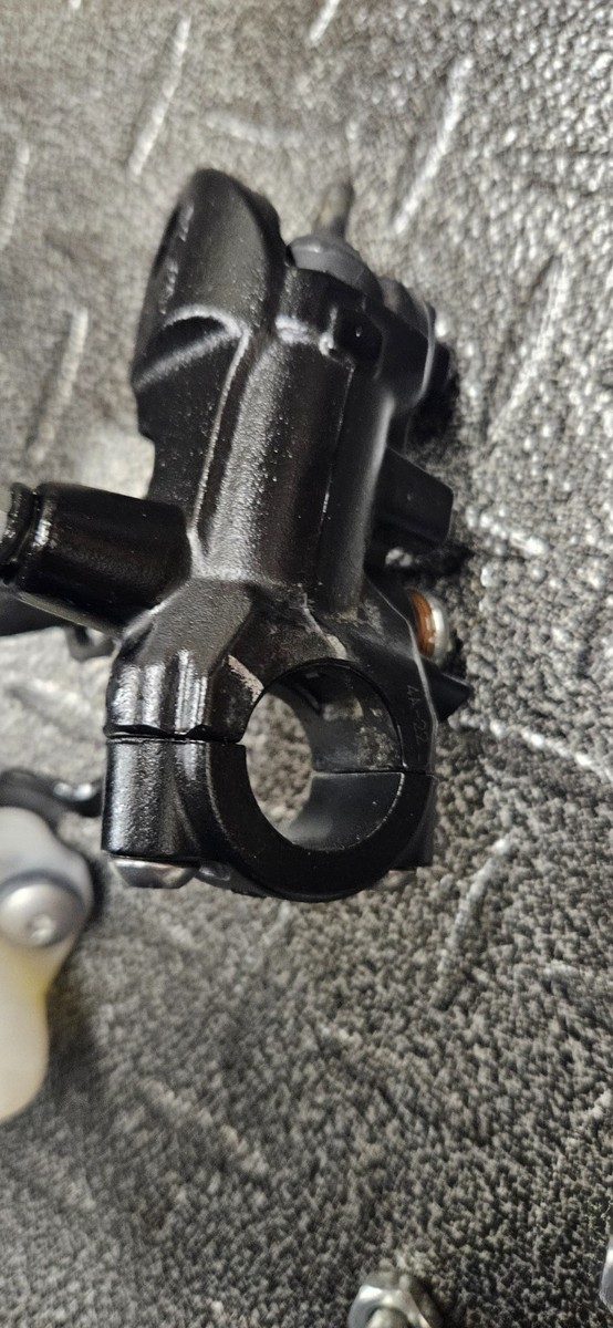 S1000RR(2024)純正ブレーキマスター BMW S1000RR NISSIN OEM Front brake master cylinder 2012 to 2014