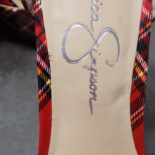 Jessica Simpson Wilrou Red Plaid Patent T-Strap Heels size 9-1/2 - Picture 7 of 14