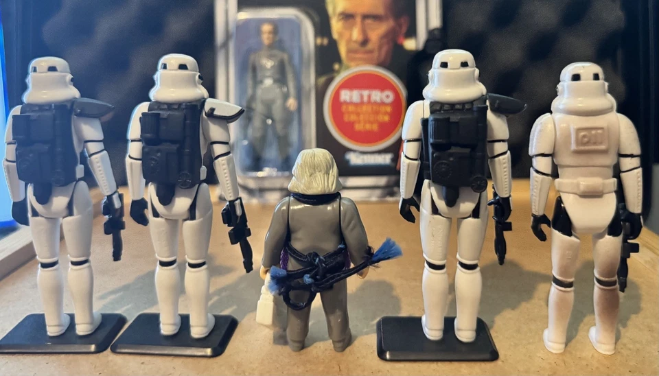 Star Wars RC Grand Moff Tarkin + Ugnaught + Darth Vader + Custom Sandtroopers - Image 4 of 4