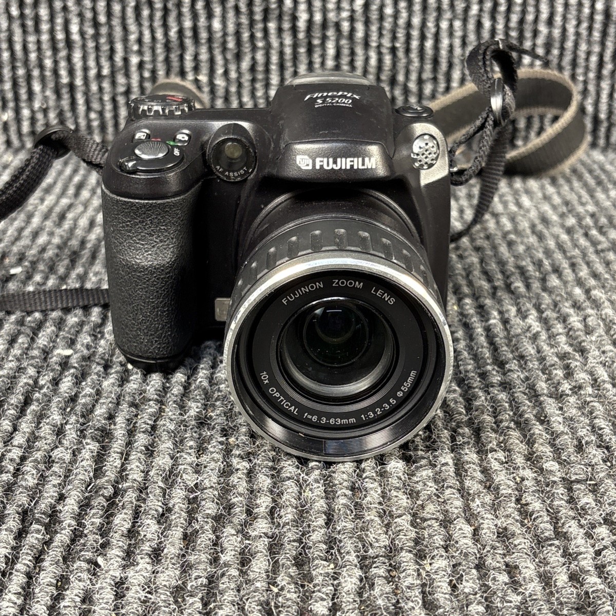 Fujifilm FinePix S Series S5200 5.1MP Digital Camera - Black