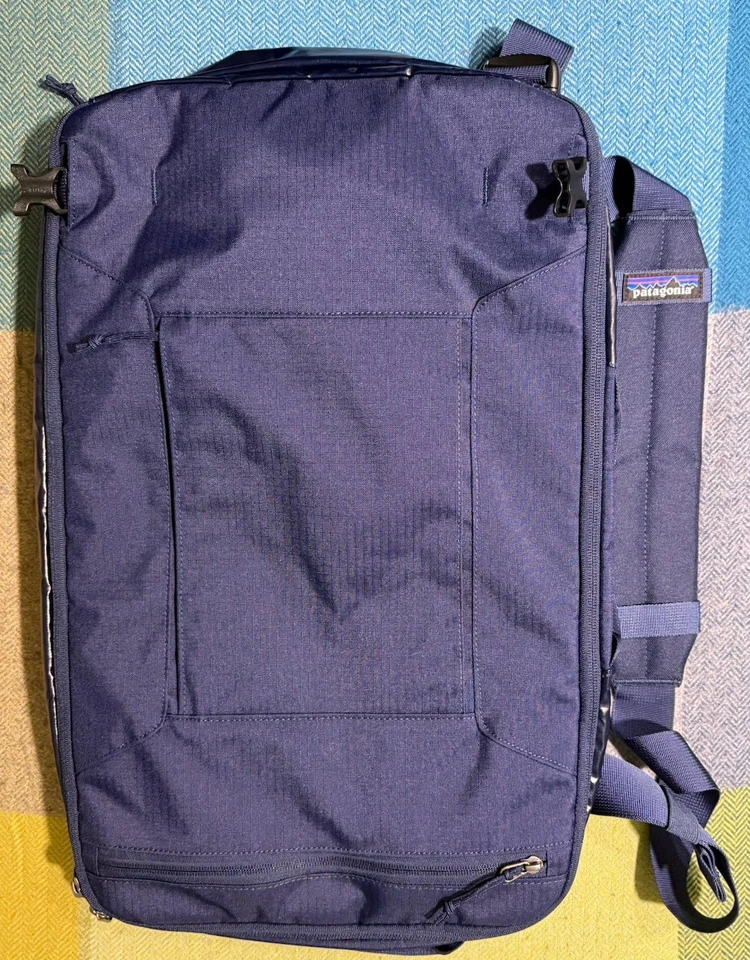 Patagonia Black Hole Mini MLC Bag Classic Navy STY49265FA19 - Image 4 of 4