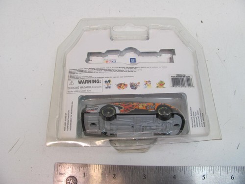 WALT DISNEY WORLD EXCLUSIVE 1/64 2006 TIGGER DAYTONA 500 - TEAM CALIBER - Picture 4 of 6