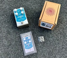 Origin Effects M-EQ Driver Mid Boost Overdriv...